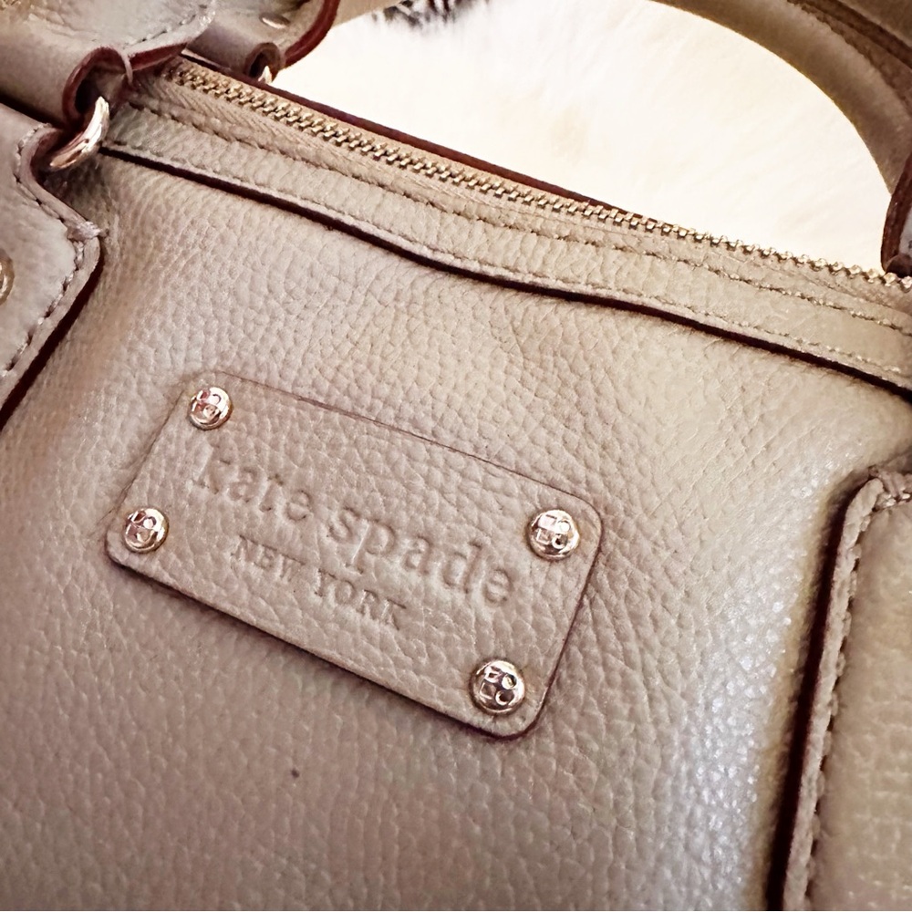 Kate Spade‎ Grey/Taupe Pebbled Leather Handbag - Picture 3 of 12